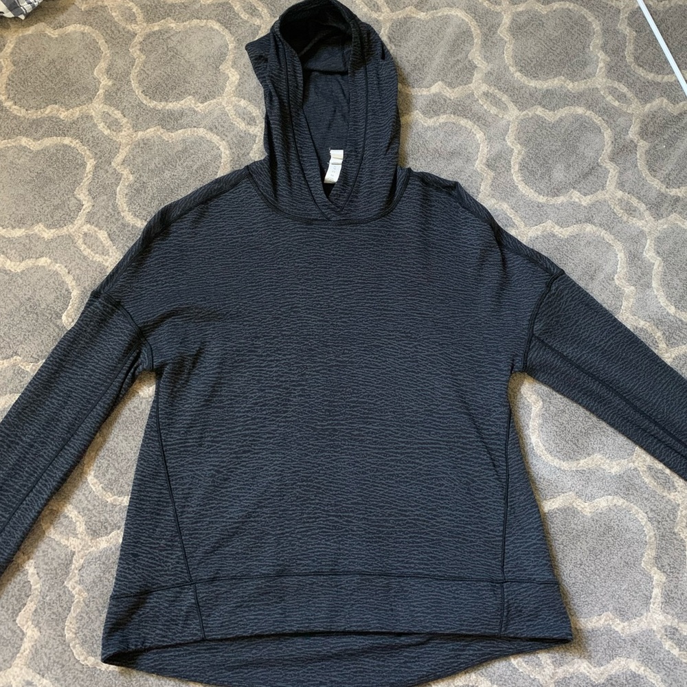 Lululemon - Picture 2 of 2
